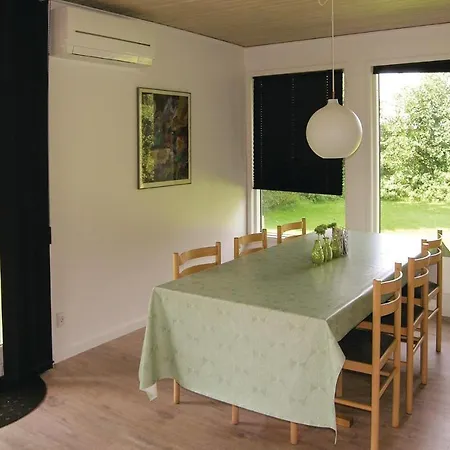 Three-bedroom Holiday In * Nordenbro Vesteregn